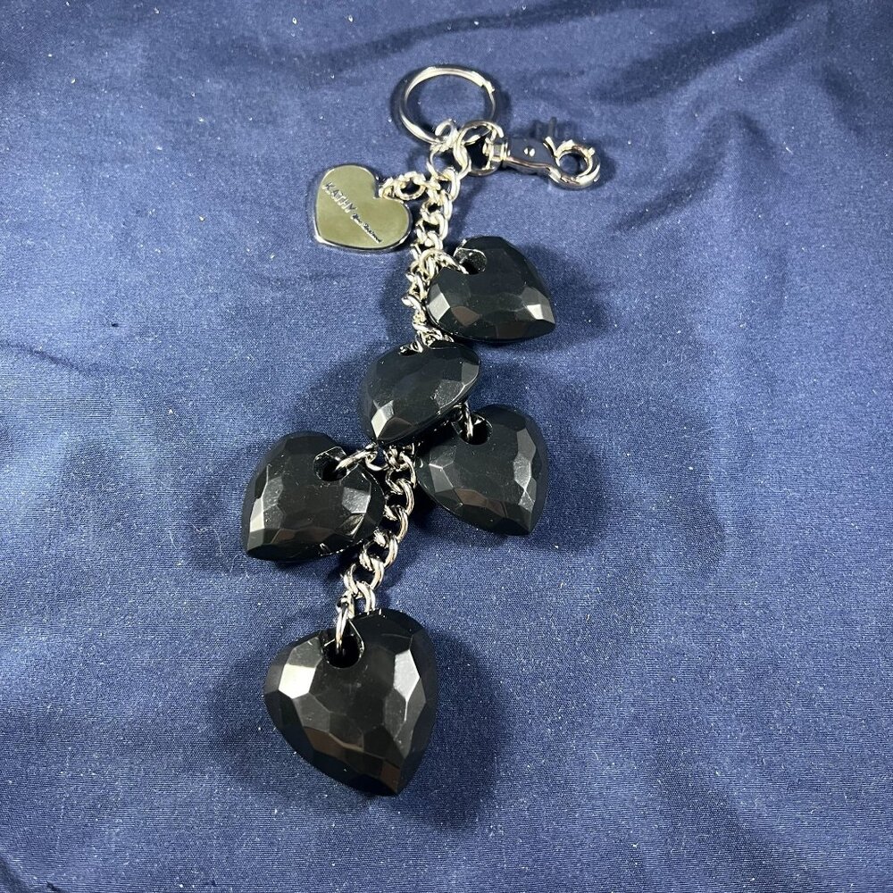Black Faceted Heart Keychain With Silver Chain & Kathy New Zealand Charm
